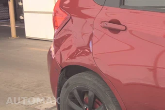2015 Nissan Versa Note SL – miniatura 26