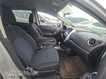 2015 Nissan Versa Note SV – miniatura 6
