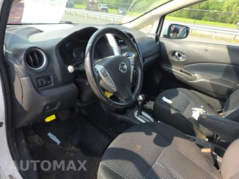 2015 Nissan Versa Note SV – miniatura 11