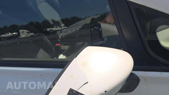 2015 Nissan Versa Note SV – miniatura 41