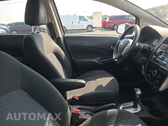 2015 Nissan Versa Note SV – miniatura 8