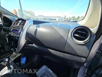 2015 Nissan Versa Note SV - miniatura 19