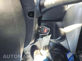 2015 Nissan Versa Note SV - miniatura 8