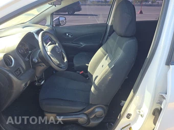 2015 Nissan Versa Note SV – miniatura 11