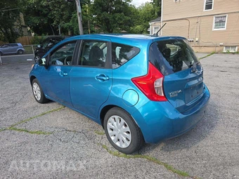 2015 Nissan Versa Note SV – miniatura 2
