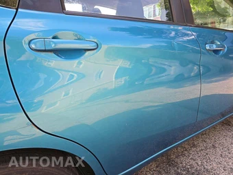 2015 Nissan Versa Note SV – miniatura 31