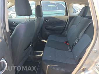 2015 Nissan Versa Note SV – miniatura 13