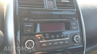 2015 Nissan Versa Note SV – miniatura 33