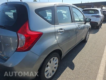 2015 Nissan Versa Note SV – miniatura 4