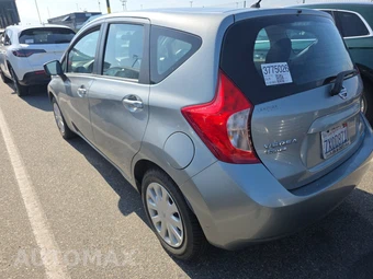 2015 Nissan Versa Note SV – miniatura 6