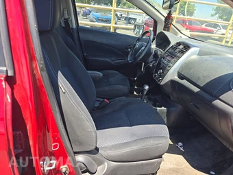 2015 Nissan Versa Note SV – miniatura 8