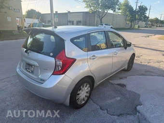 2015 Nissan Versa Note SV - miniatura 3
