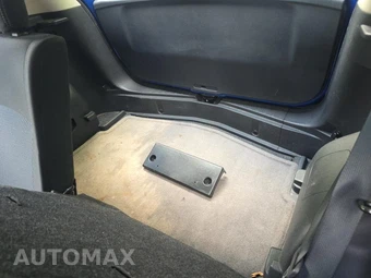 2015 Nissan Versa Note SV – miniatura 19