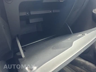 2015 Nissan Versa Note SV – miniatura 21