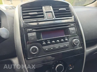 2015 Nissan Versa Note SV – miniatura 27