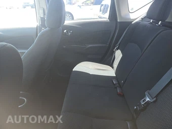 2015 Nissan Versa Note SV – miniatura 13