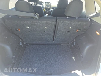 2015 Nissan Versa Note SV – miniatura 16