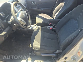 2015 Nissan Versa Note SV – miniatura 7