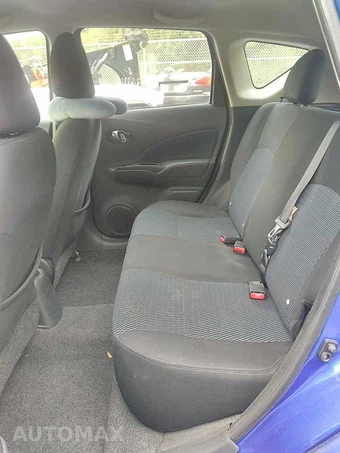 2015 Nissan Versa Note SV - miniatura 6