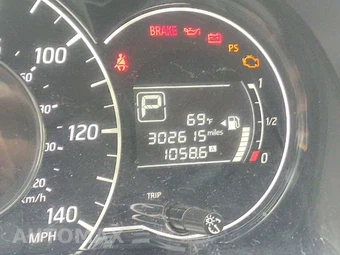 2015 Nissan Versa Note SV - miniatura 9