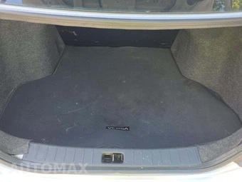 2015 Nissan Versa S – miniatura 14