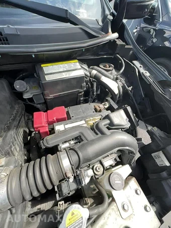 2015 Nissan Versa SL – miniatura 21