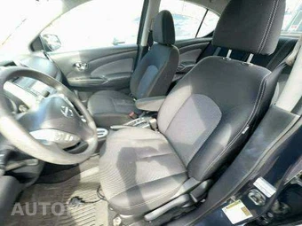 2015 Nissan Versa SL – miniatura 6