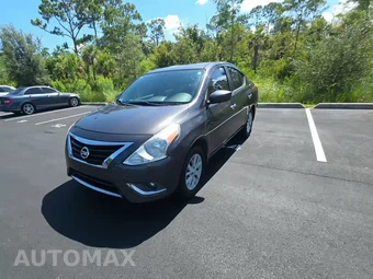 2015 Nissan Versa SV