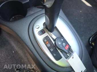 2015 Nissan Versa SV – miniatura 5