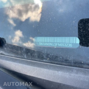 2015 Nissan Xterra S - miniatura 3