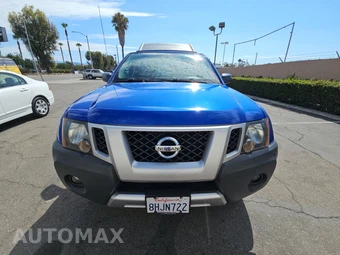 2015 Nissan Xterra S - miniatura 2