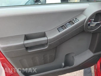 2015 Nissan Xterra X - miniatura 9