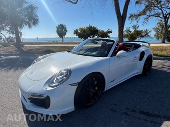2015 Porsche 911 Turbo S Cabriolet - miniatura 31