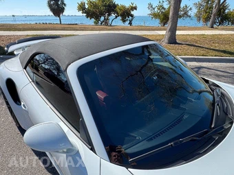 2015 Porsche 911 Turbo S Cabriolet - miniatura 33