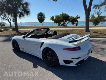 2015 Porsche 911 Turbo S Cabriolet - miniatura 41