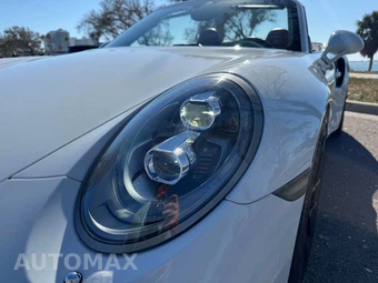 2015 Porsche 911 Turbo S Cabriolet - miniatura 61
