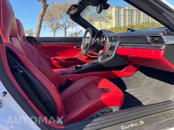 2015 Porsche 911 Turbo S Cabriolet - miniatura 92