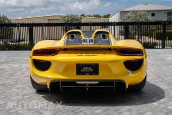 2015 Porsche 918 Spyder - miniatura 10
