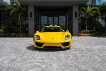 2015 Porsche 918 Spyder - miniatura 19