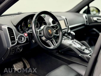 2015 Porsche Cayenne S E-Hybrid – miniatura 13