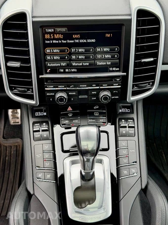 2015 Porsche Cayenne S E-Hybrid – miniatura 19