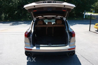 2015 Porsche Cayenne S - miniatura 14