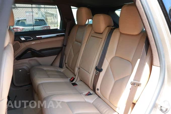 2015 Porsche Cayenne S - miniatura 19