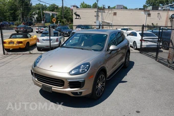 2015 Porsche Cayenne S - miniatura 2