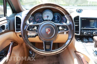 2015 Porsche Cayenne S - miniatura 23