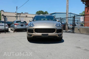 2015 Porsche Cayenne S - miniatura 3