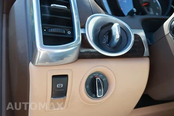 2015 Porsche Cayenne S - miniatura 31