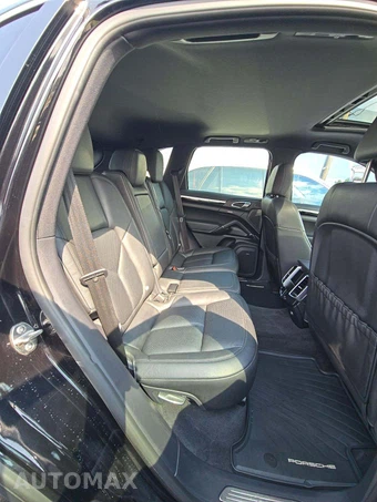 2015 Porsche Cayenne S – miniatura 15