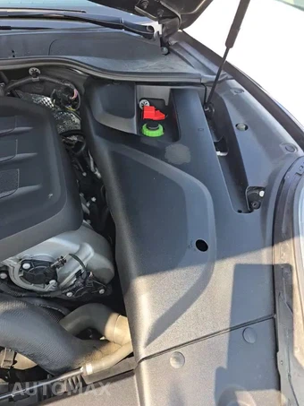 2015 Porsche Cayenne S – miniatura 20