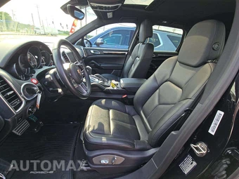2015 Porsche Cayenne S – miniatura 6